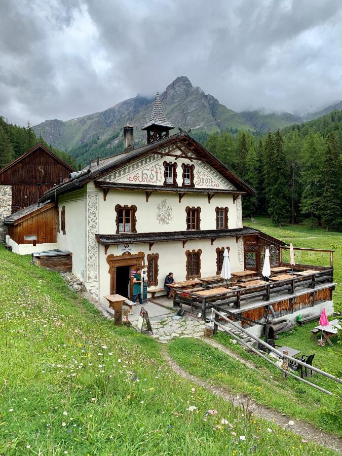 Hof Zuort Sent Exterior foto